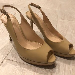 Vince Camuto nude pump shoes